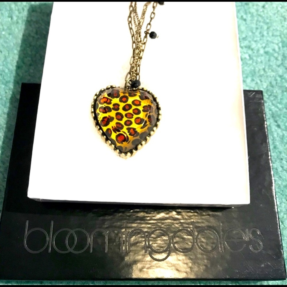 betsey johnson leopard print heart necklace